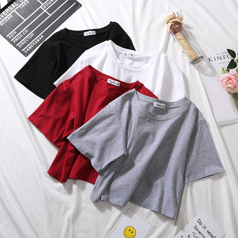 T-shirt court uni polyvalent pour étudiantes