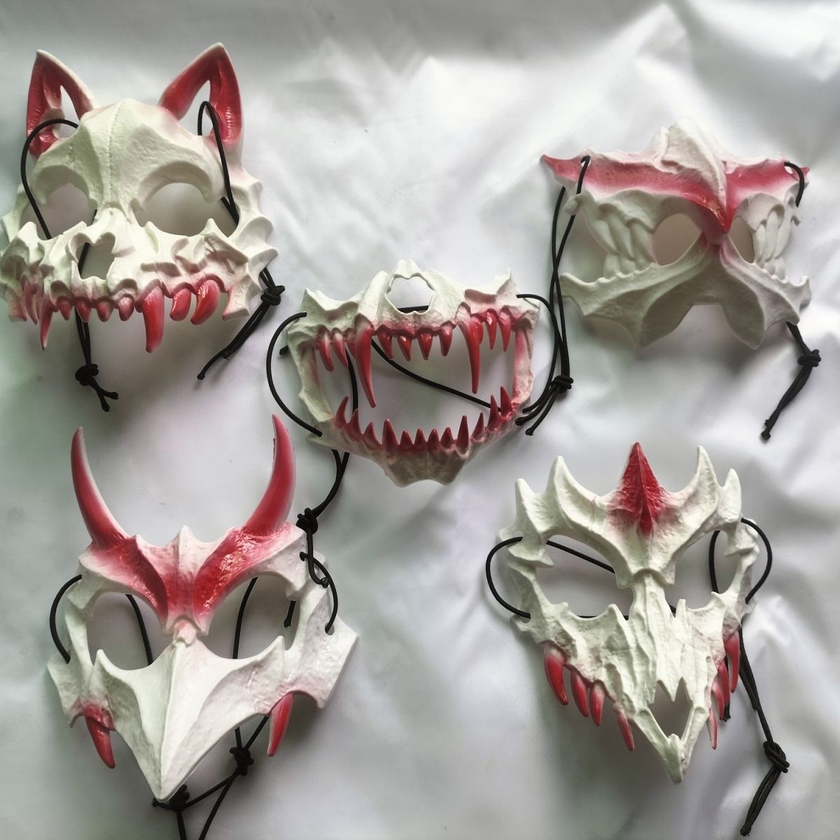 Masque demi-visage de tigre d'Halloween