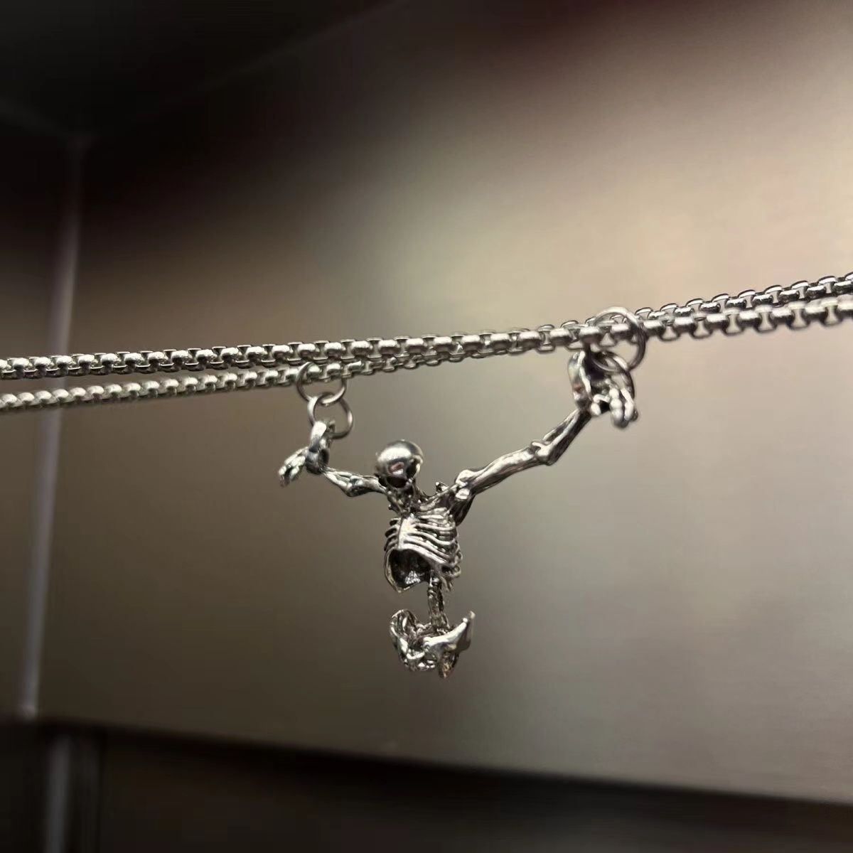 Pendentif crâne d'Halloween
