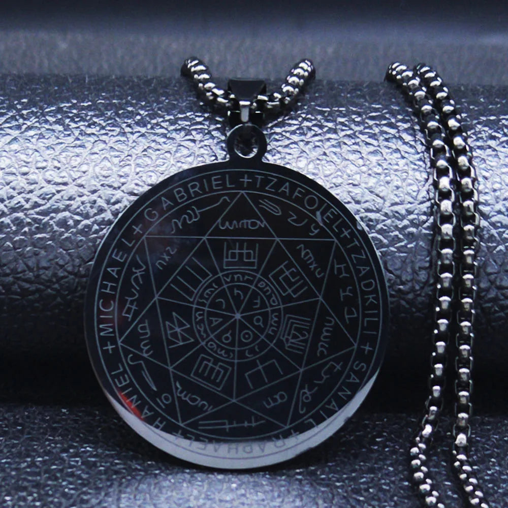 collier talisman