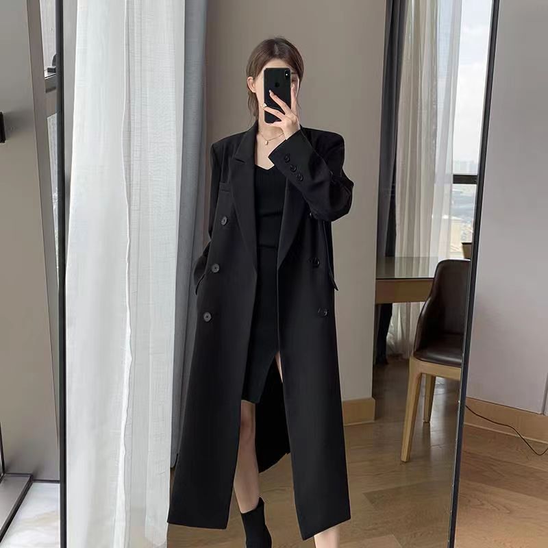 Manteau long à col et à double boutonnage