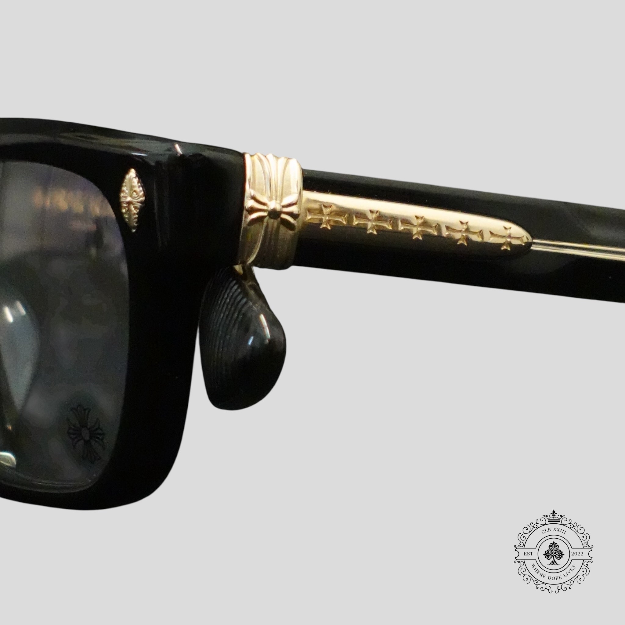 Chrome Hearts Pen 15 Glasses in Black/Gold