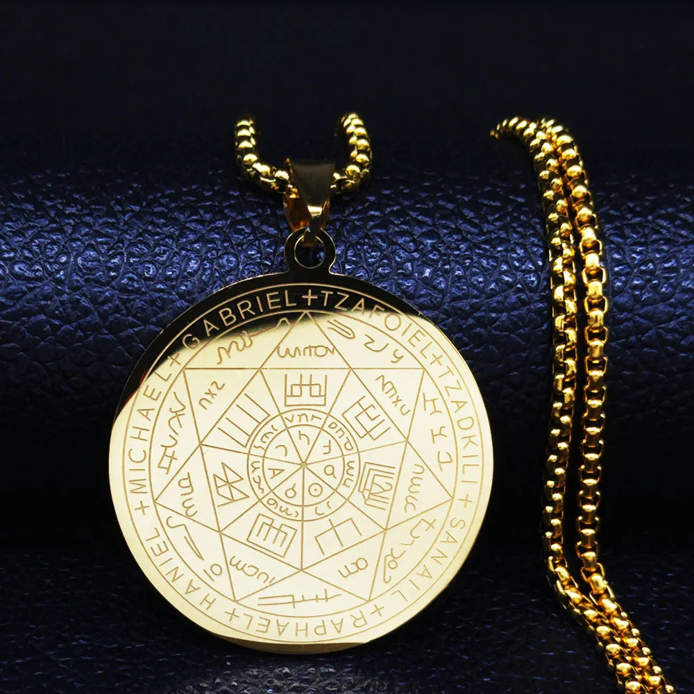 collier talisman