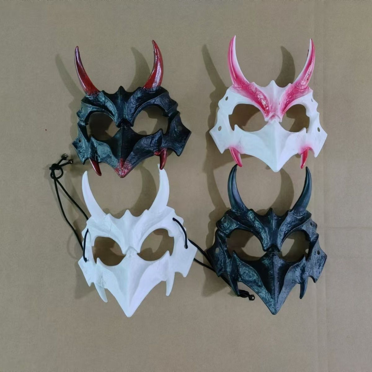Masque demi-visage de tigre d'Halloween