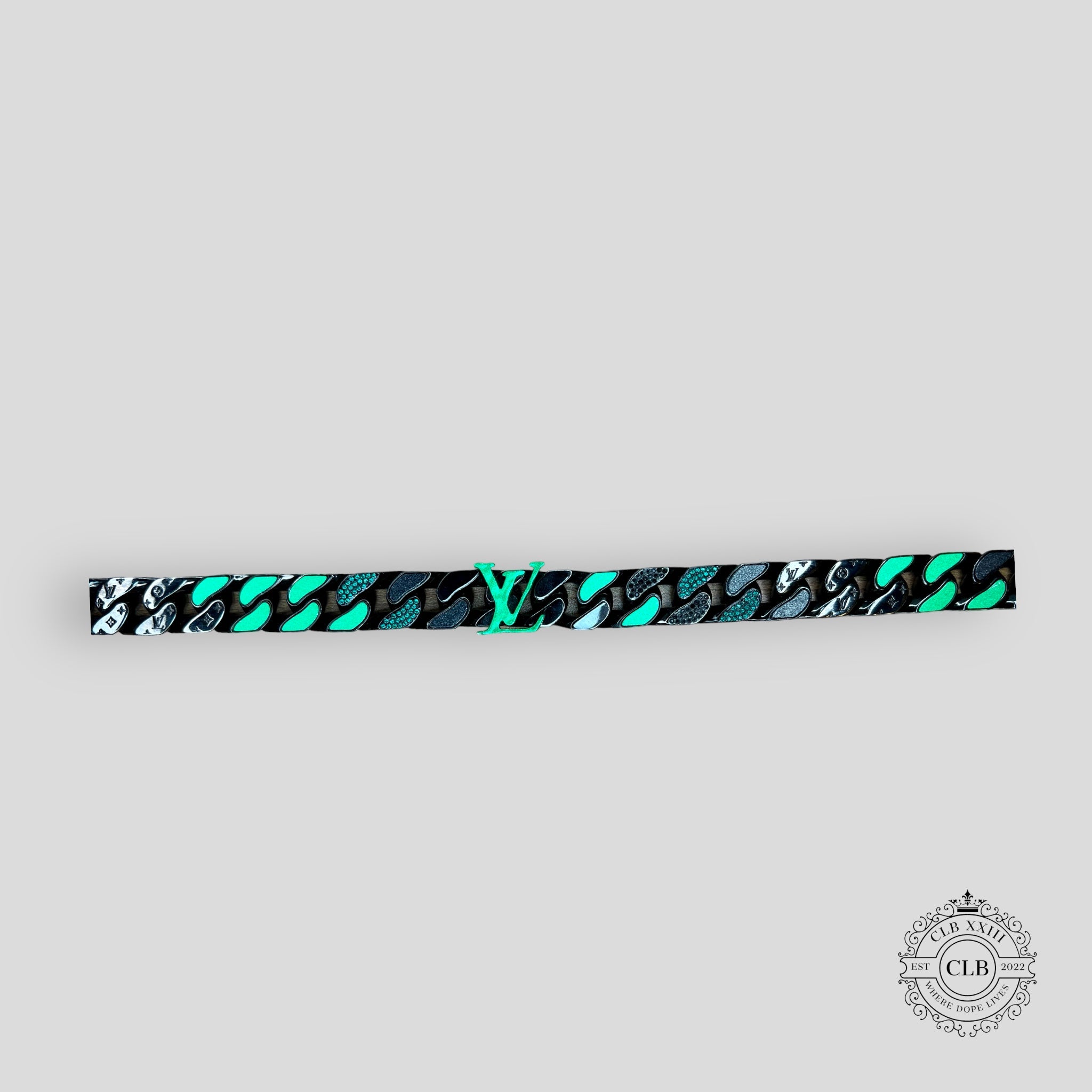 LOUIS VUITTON 2054 CHAIN LINK NECKLACE