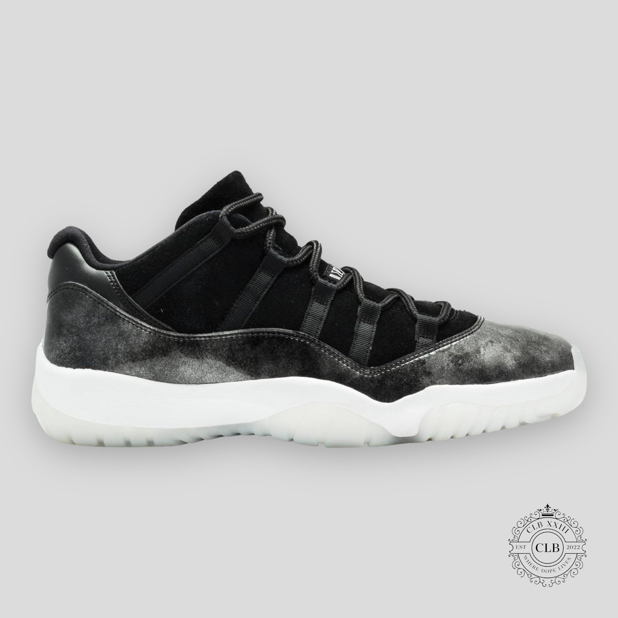 AIR JORDAN 11 RETRO LOW "BARON"