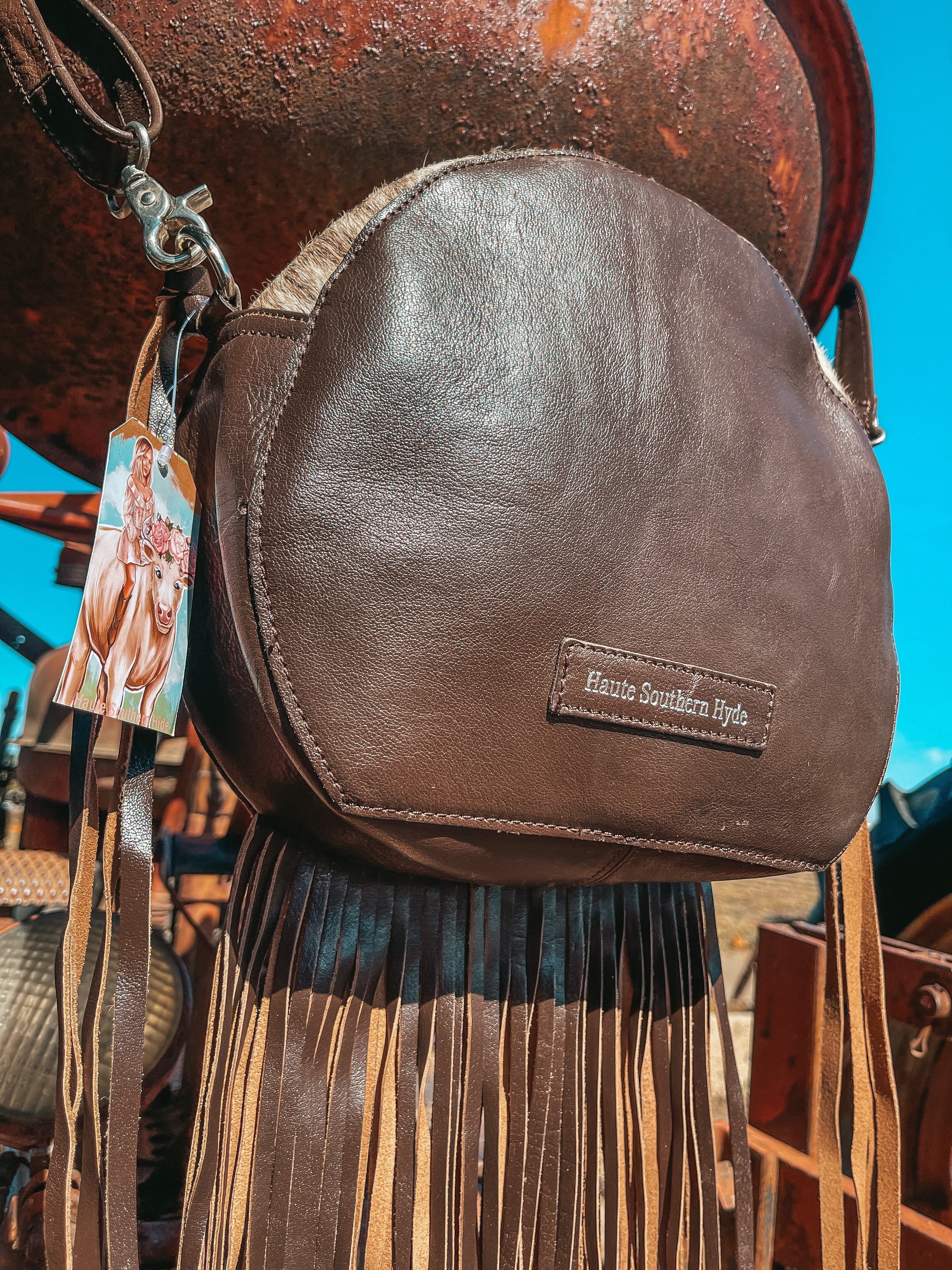 The Wyatt Canteen une exclusivité Haute Southern Hyde par Beth Marie