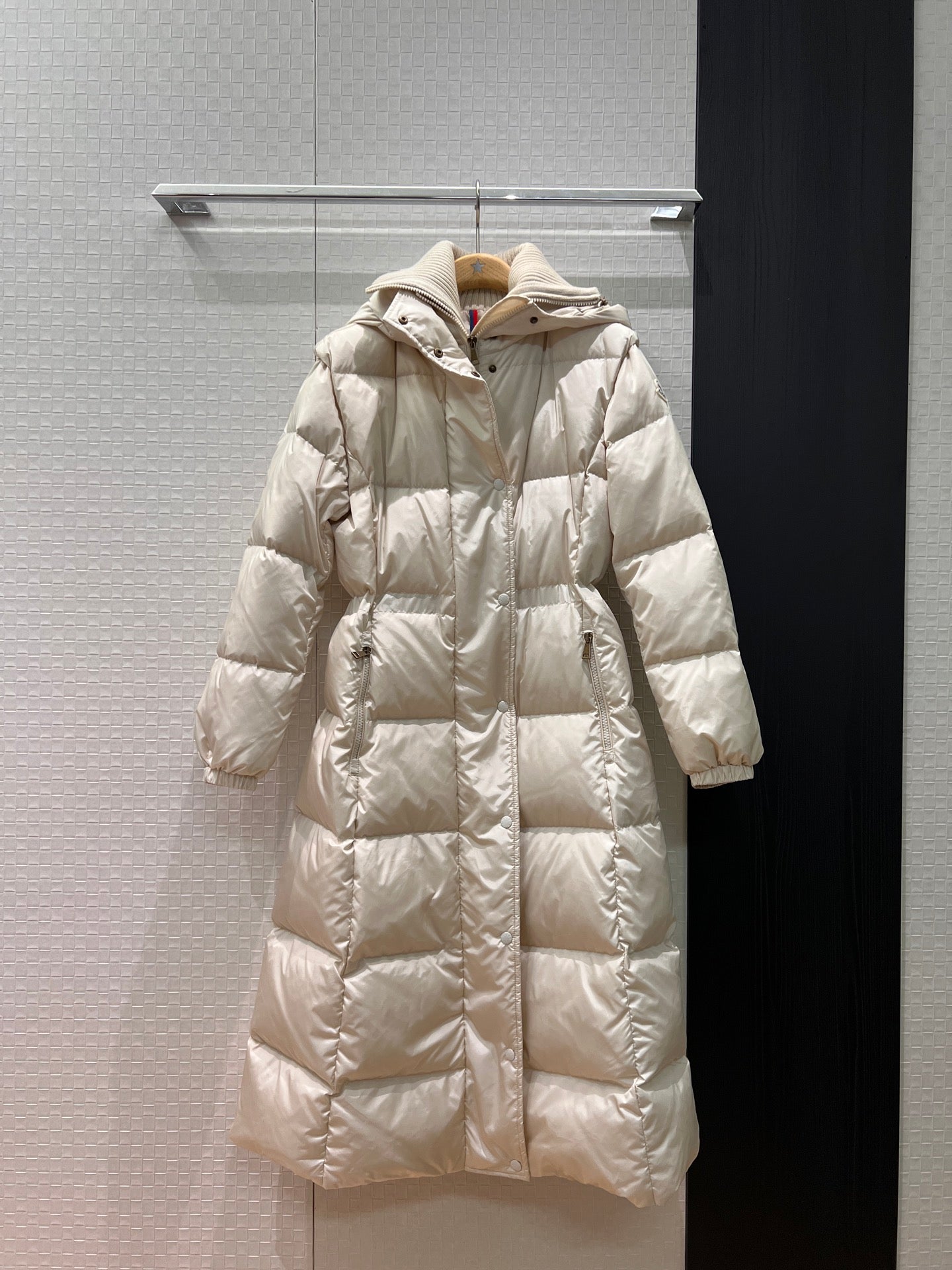 Monclear Women's 2 Piece Detachable Down Jacket