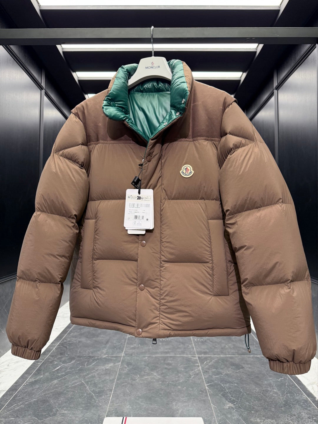 Moncler Verone Men's Reversible Detachable Down Jacket