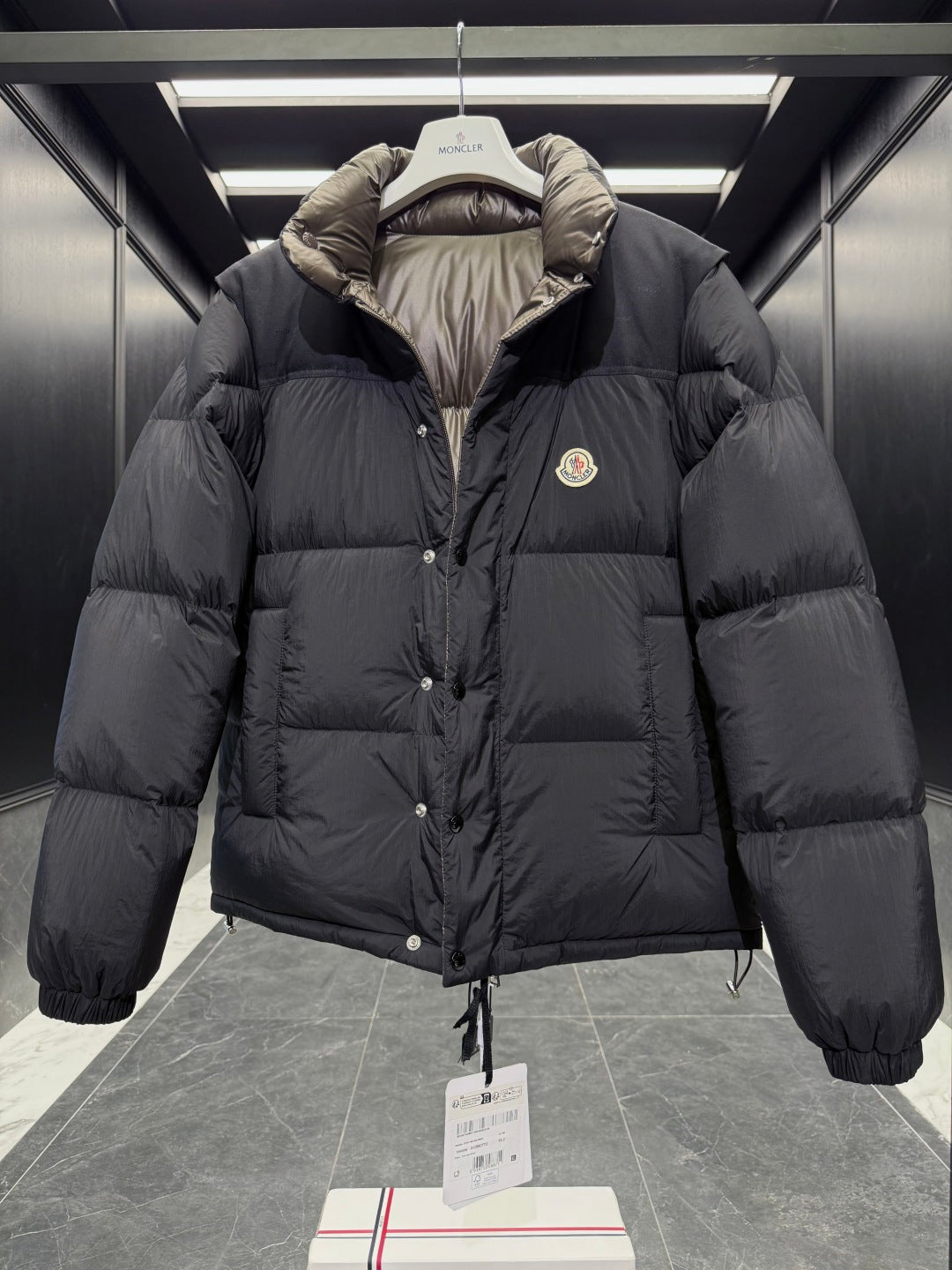 Moncler Verone Men's Reversible Detachable Down Jacket