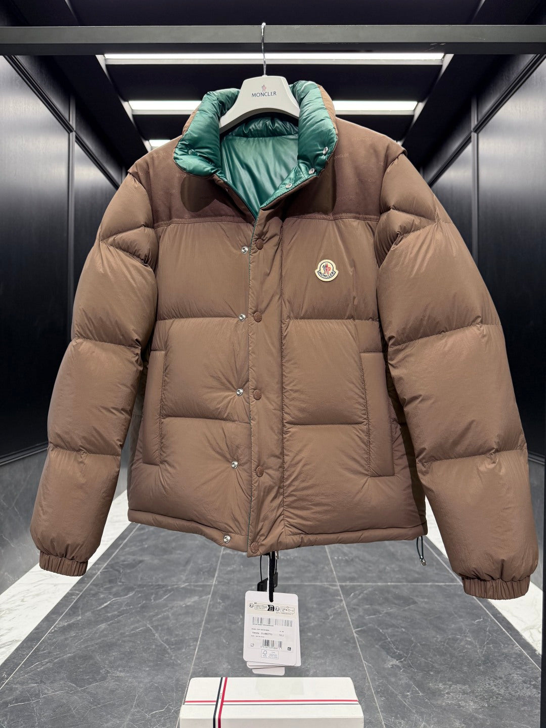 Moncler Verone Men's Reversible Detachable Down Jacket