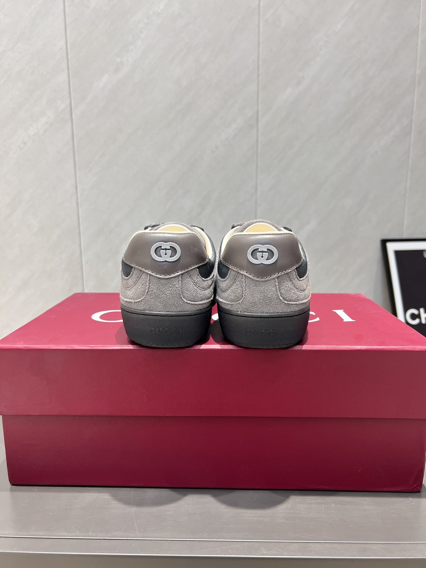 GG Distressed Causal shoes