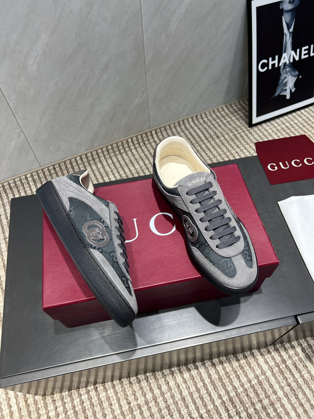 GG Distressed Causal shoes