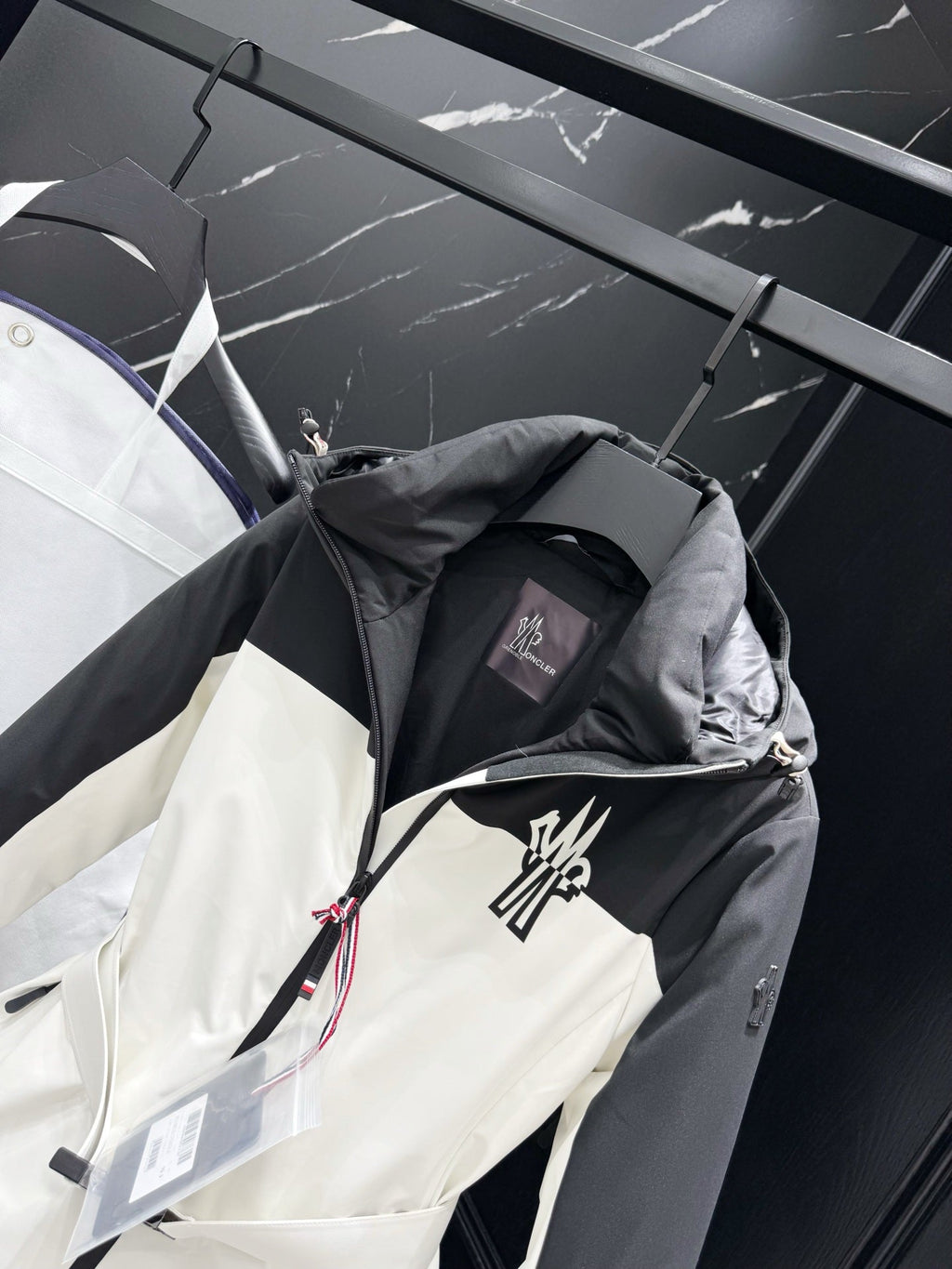 Woman Moncler Curtis Jacket