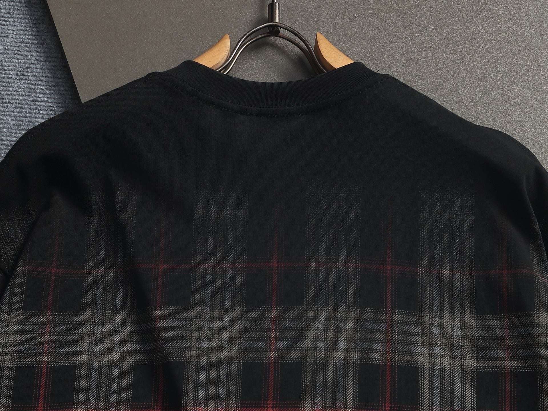 Burberry T-Shirt